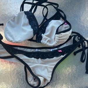 Elegant Black and Cream Bikini Set